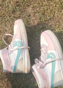 Pastel High Top Sneakers (Wore Only Once‼️)