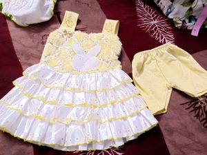 Bunny Dress - Yellow &amp; White Ruffle