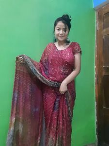 🤩🤩sale 🤩🤩beautiful dark pink color saree... totally new