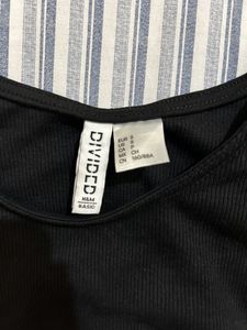 Plain Black Fitted Crop Top