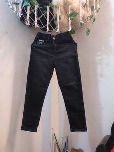 boyfriend fit denim jeans