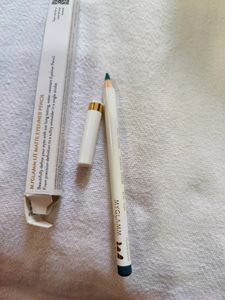 My Glamm-Matt Eyeliner