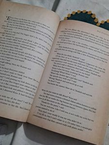 Popular Fiction Book Bundle