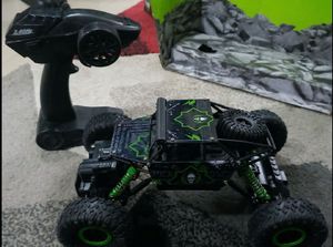 Cross World Rock Crawler