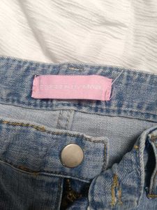 Ripped Light Wash Denim Jeans