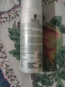 New Faces Caneda Meckup Fixer Spray