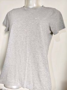 Chest 32- 34 S/ M Size Nike Original Gray T-Shirt