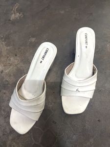 Fits EU 38/39 Sandals