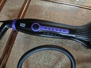 Price Drop....BBlunt Hair Straightening Brush