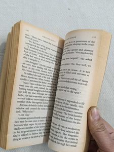 Wicked Widow by Amanda Quick