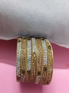 Sparkling Bangle Set