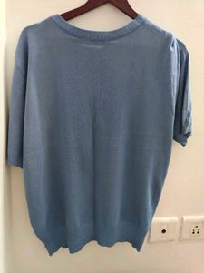 imported Knit Top with front zip