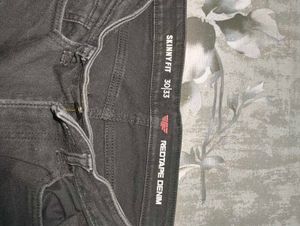 Redtape Denim Skinny Fit Jeans - Size 30/33
