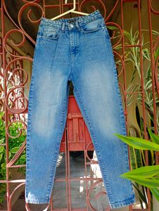 Women High Waist Washed Jeans