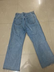 zara ripped jeans