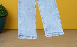E@78 Size-28 Straight Jeans