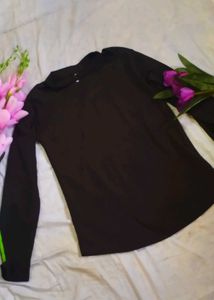 TWO STYLISH TOP COMBO