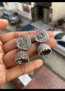 Earring