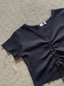 Black Ribbed Top