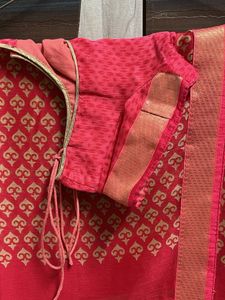 coral printed border saree with blouse