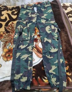 Army Cargo Jeans!!