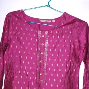 Women Short Pink Kurti