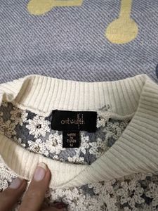 Elegant Sleeveless Knit Top