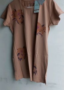 Women&#39;s T-shirt 💫
