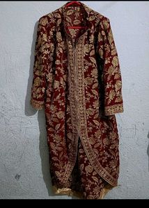 Red &amp; Gold Embroidered Kurta Set