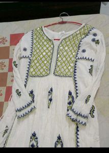 Embroidered White Kurta