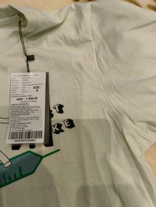 kook Graphic Print T-shirt