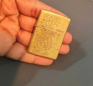 zippo high polish brass engraved floral lighter