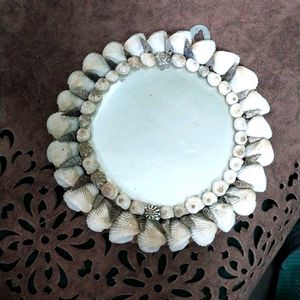 Cute Mirror With Seashell Work