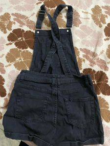 Black Short Dungaree With Pocket &amp; Button At Side