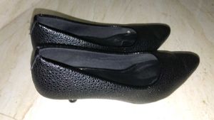 ELLE Women&#39;s Slip On Pumps