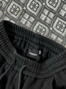 Black Paragraph Sweatpants