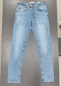 Zara Light Wash Denim Jeans