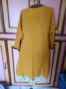 Pretty Embroidered Kurta For Women