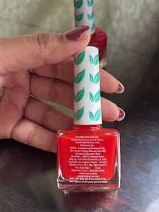 Nykaa Vegan Nail Enamel Set of 2