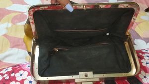 hand bag