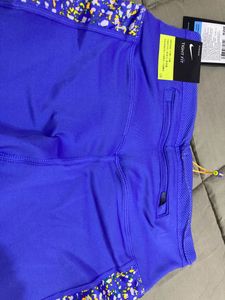 NIKEHigh-Rise Slim Fit Sports Leggings with Printe