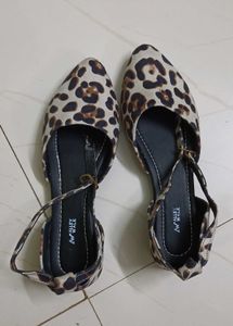 Leopard Print Ankle Strap Sandals By Alley walk