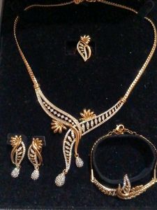 Necklace Set