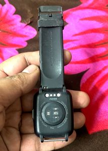 Noise Fit Touch Watch - Used