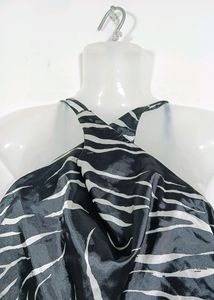 Women&#39;s Zara Fancy Black &amp; Gray Crop Top