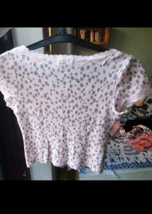 Combo Of Two Tops For Ishita Rai