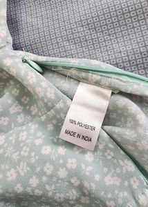 Floral Tie-Back Crop Top