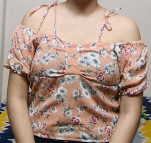 Pretty Floral Print Off Shoulder Top