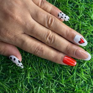 Set of 10 Red Heart ❤️ Press On Nails
