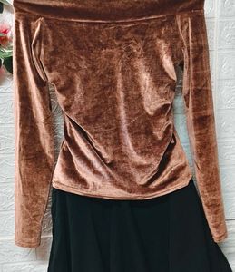 Size Small 🎁Buy 2 Get 1 Free 🎁Brown Velvet Top